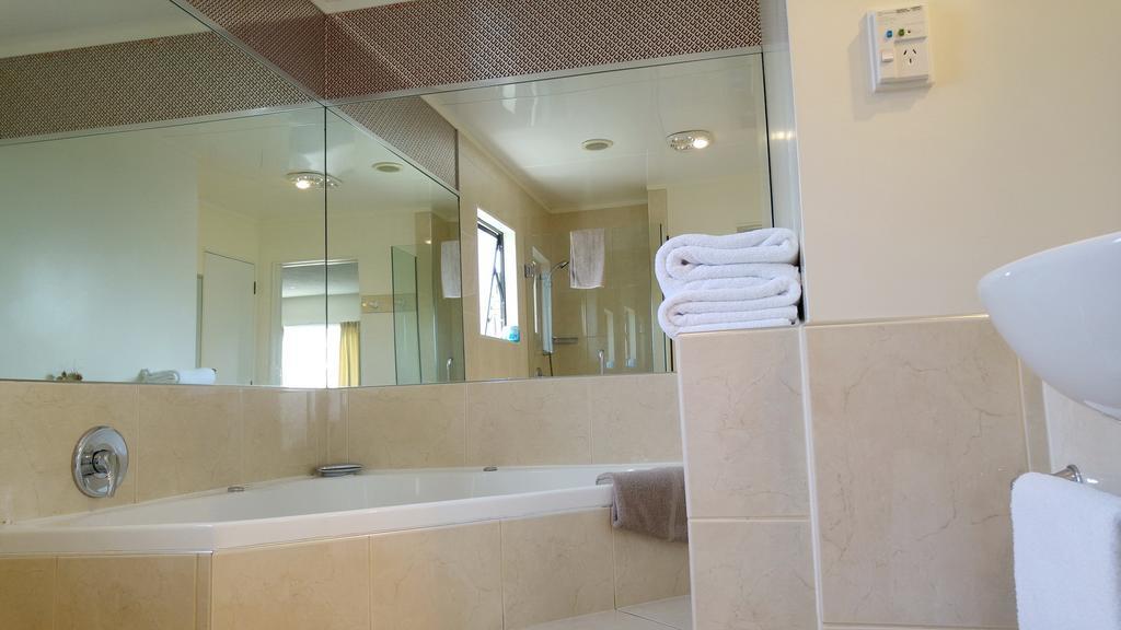 Hobson'S Choice Motel Dargaville Phòng bức ảnh
