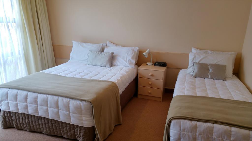 Hobson'S Choice Motel Dargaville Phòng bức ảnh