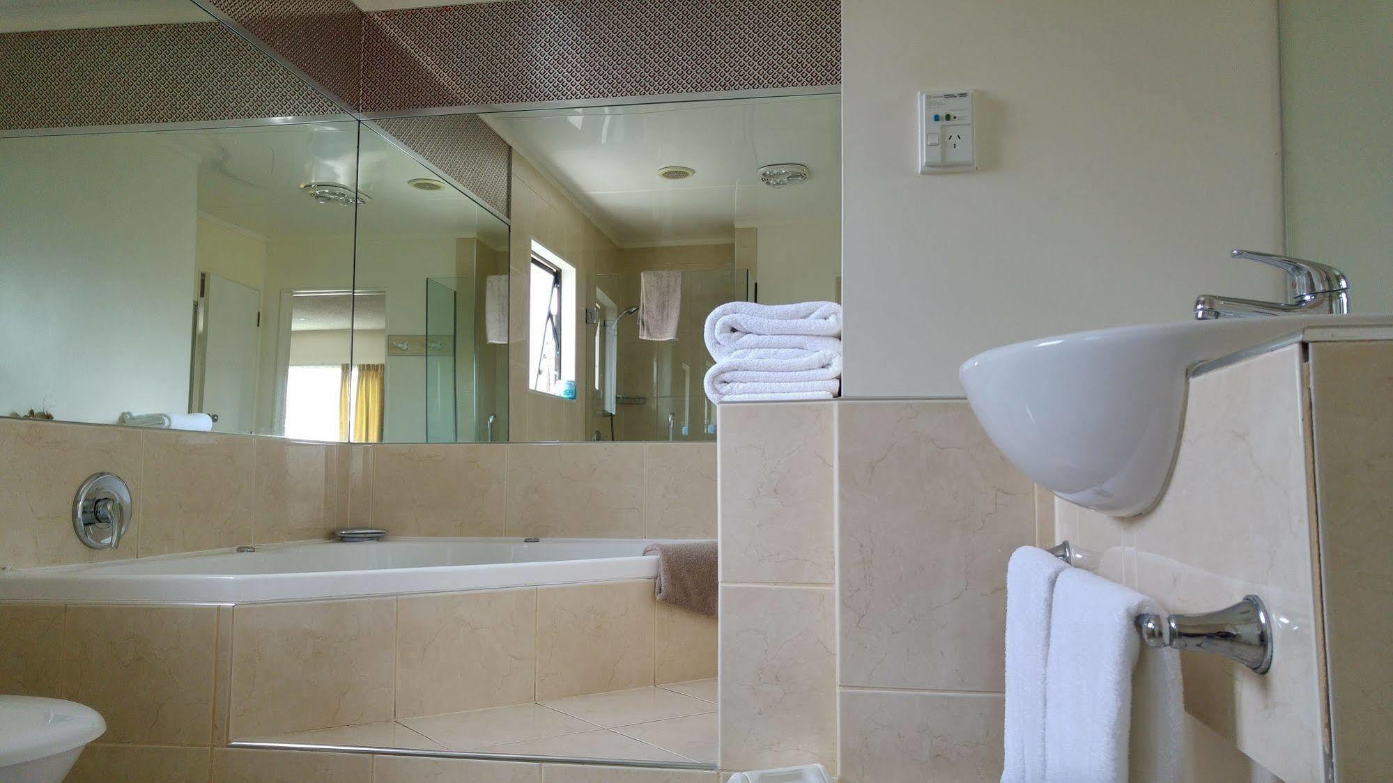 Hobson'S Choice Motel Dargaville Ngoại thất bức ảnh
