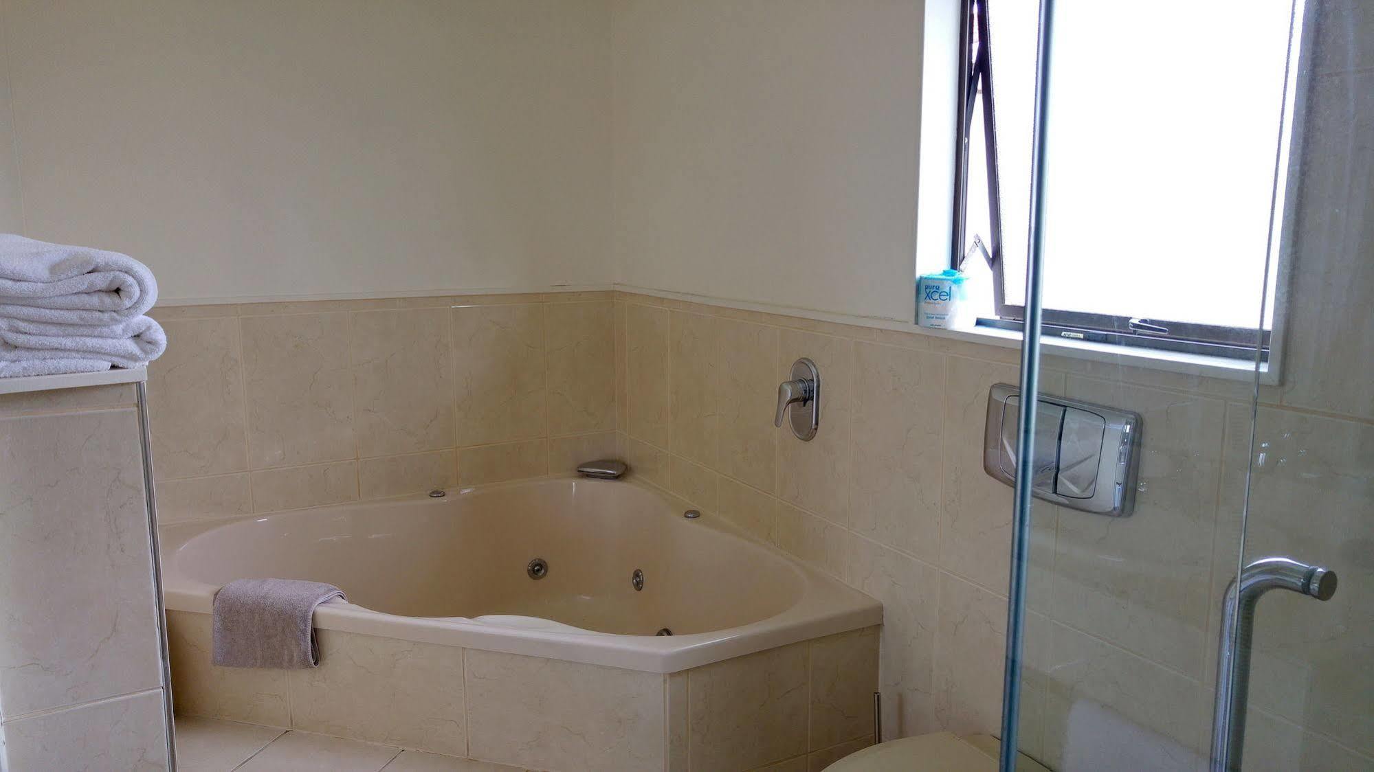 Hobson'S Choice Motel Dargaville Ngoại thất bức ảnh